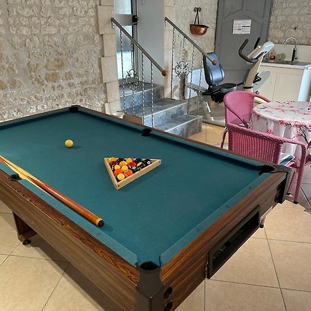 ホテル Chez Roger Et Danielle Salles-d'Angles エクステリア 写真